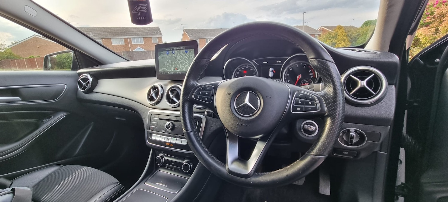 Used Mercedes-Benz C Class 2019 for sale - 74761569: Photo 56