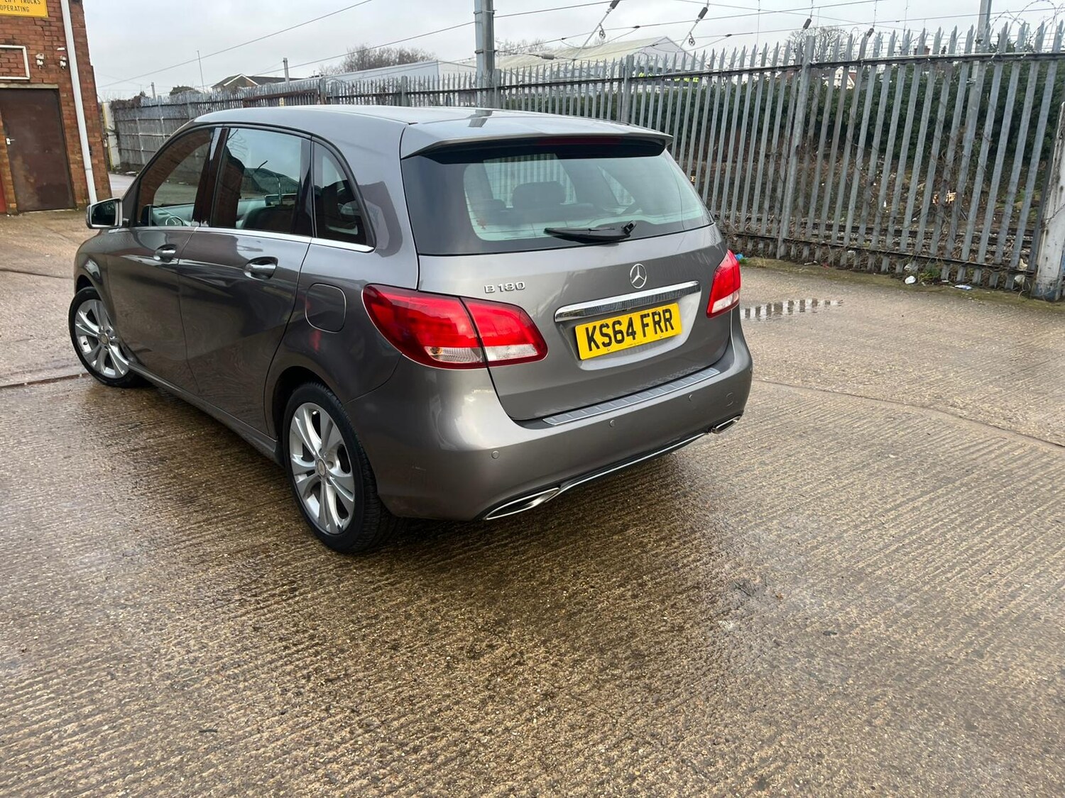 Used Mercedes-Benz B Class 2015 for sale - 77809936: Photo 10