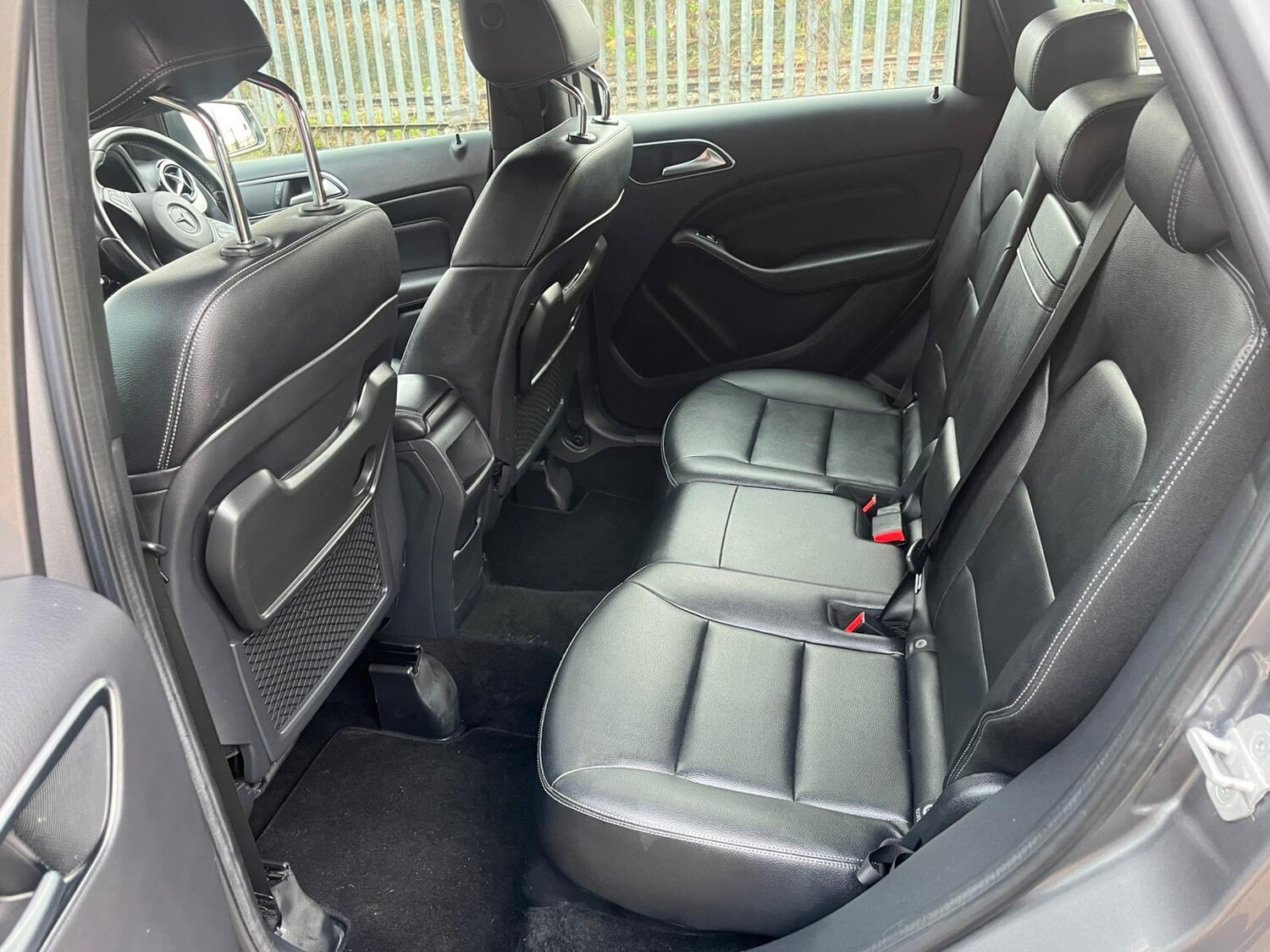 Used Mercedes-Benz B Class 2015 for sale - 77809936: Photo 13