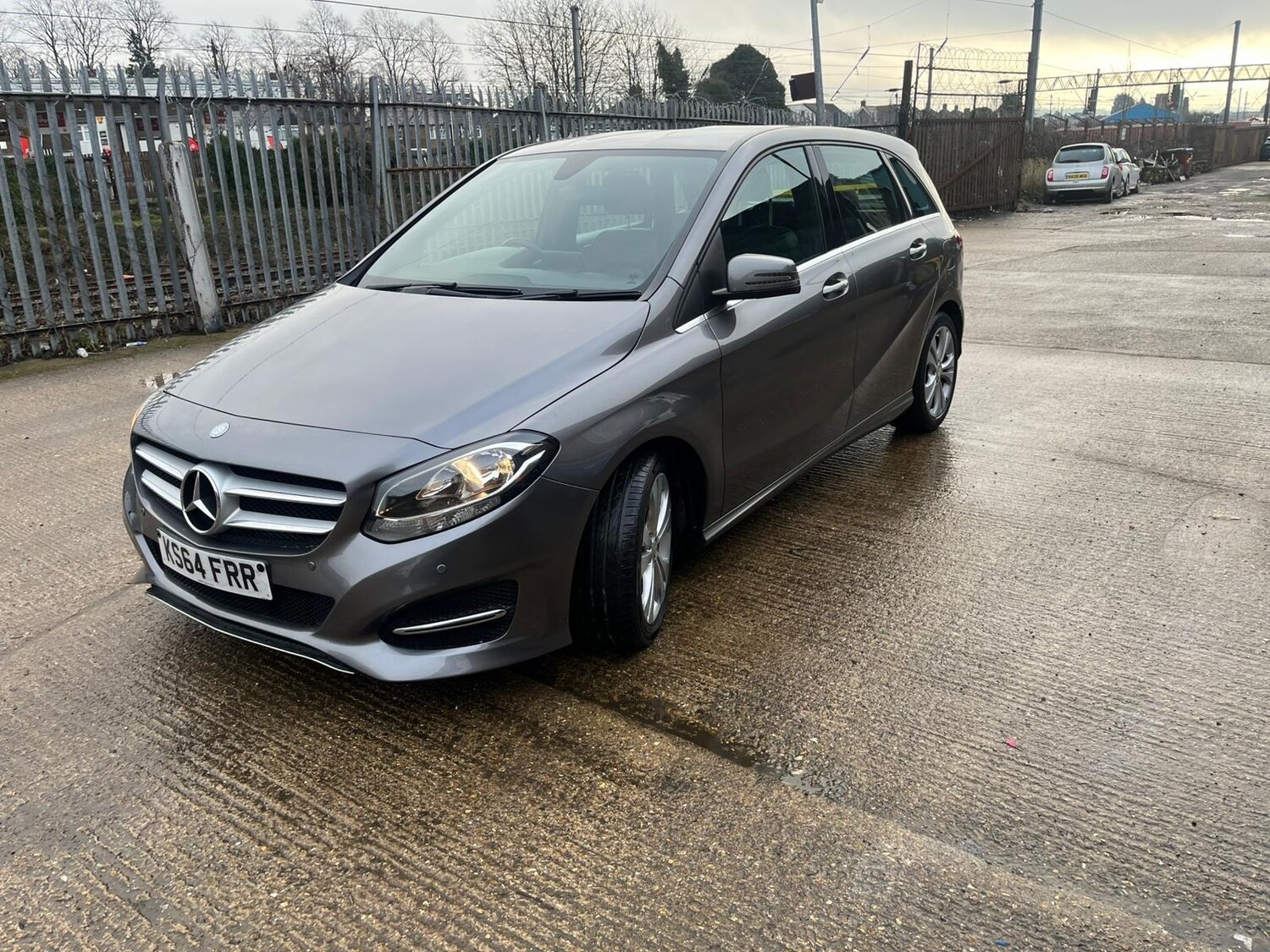 Used Mercedes-Benz B Class 2015 for sale - 77809936: Photo 15