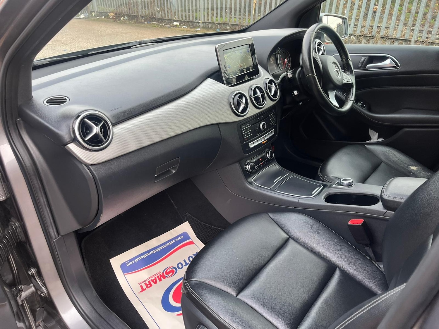 Used Mercedes-Benz B Class 2015 for sale - 77809936: Photo 5