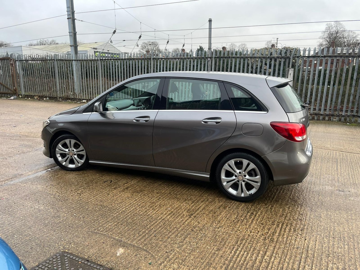 Used Mercedes-Benz B Class 2015 for sale - 77809936: Photo 6