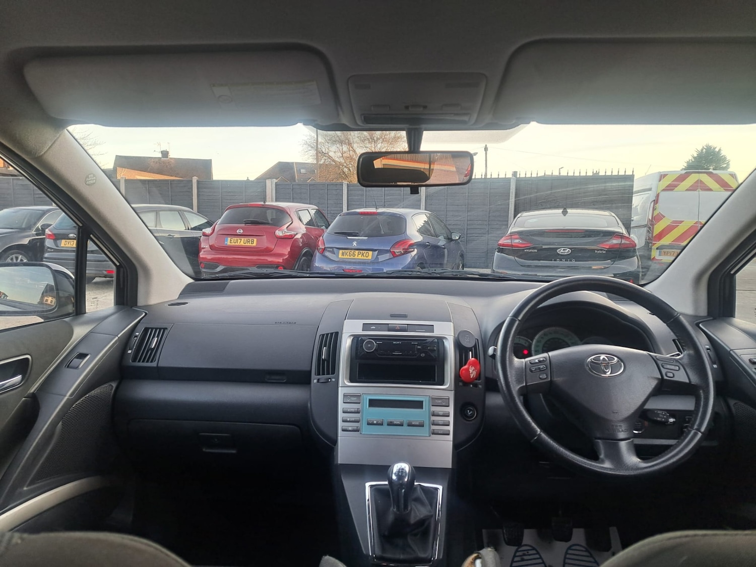 Used Toyota Corolla Verso for sale - 78114992: Photo 23