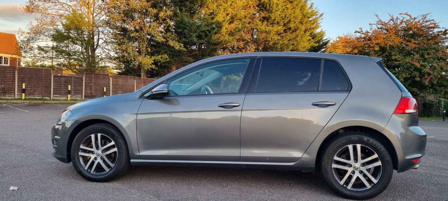 Used Volkswagen Golf 2015 for sale - 76370033: Photo 17
