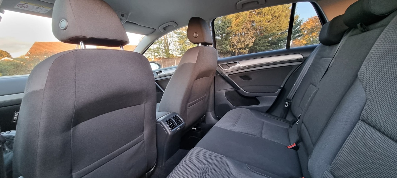 Used Volkswagen Golf 2015 for sale - 76370033: Photo 19