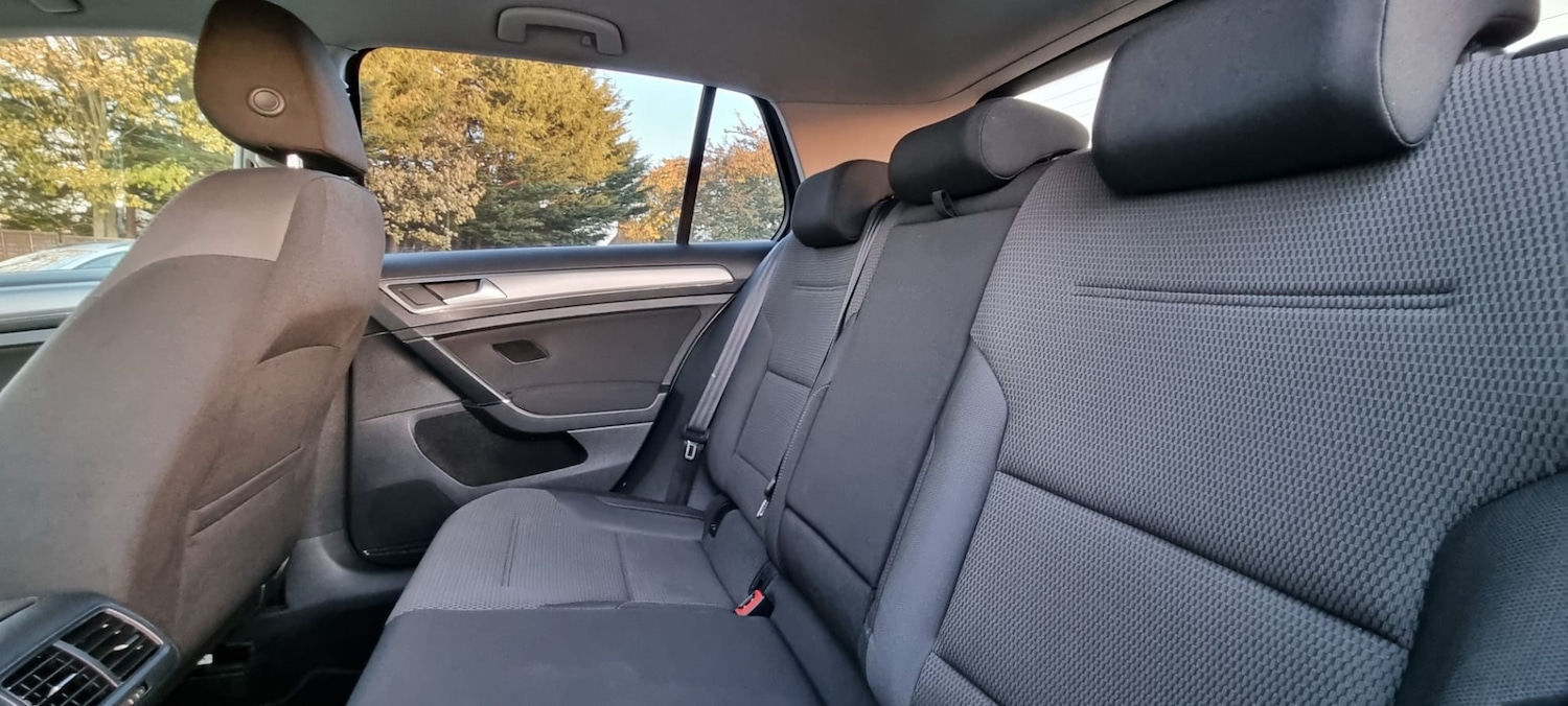 Used Volkswagen Golf 2015 for sale - 76370033: Photo 20