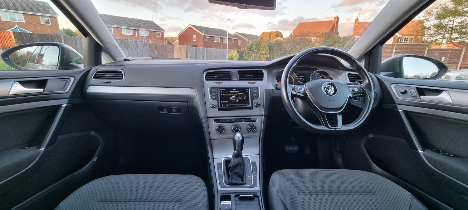 Used Volkswagen Golf 2015 for sale - 76370033: Photo 23