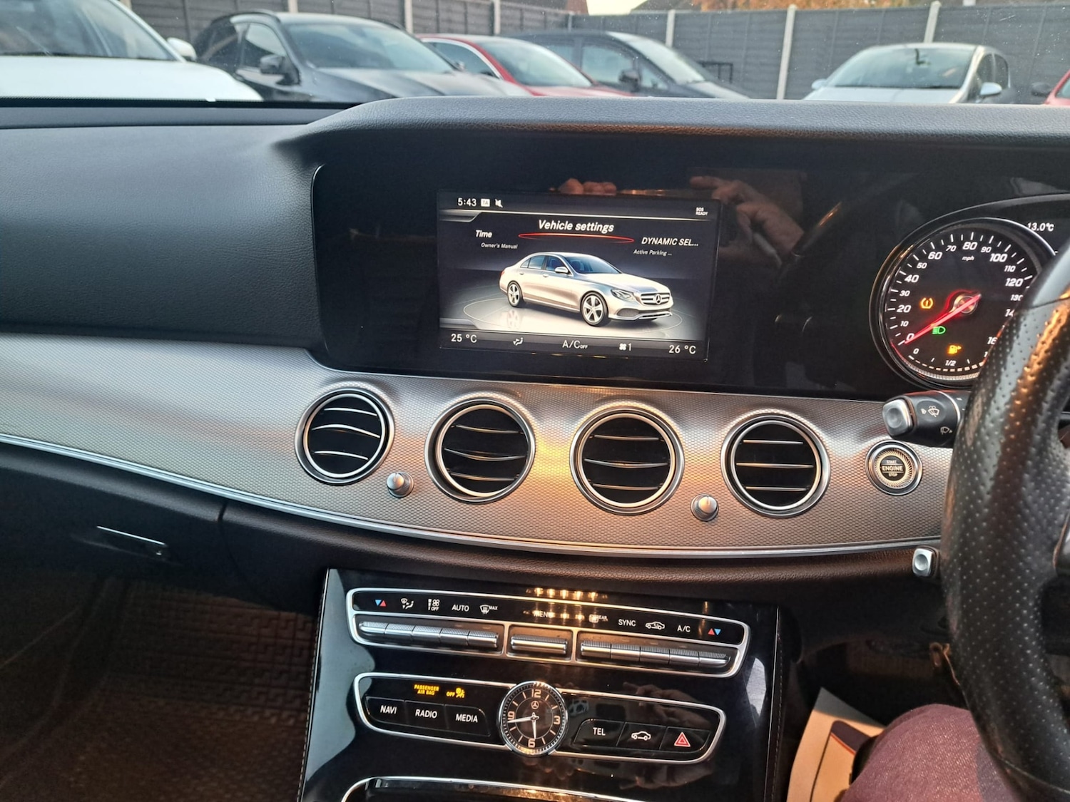 Used Mercedes-Benz E Class 2017 for sale - 76348702: Photo 10