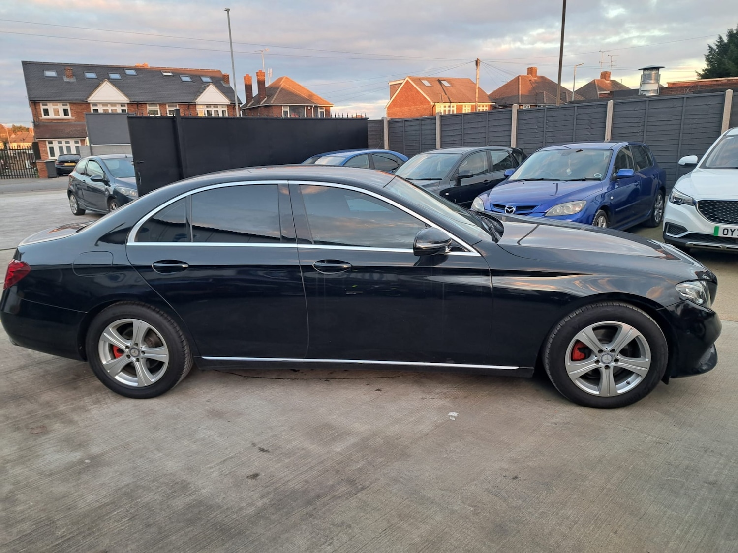 Used Mercedes-Benz E Class 2017 for sale - 76348702: Photo 14