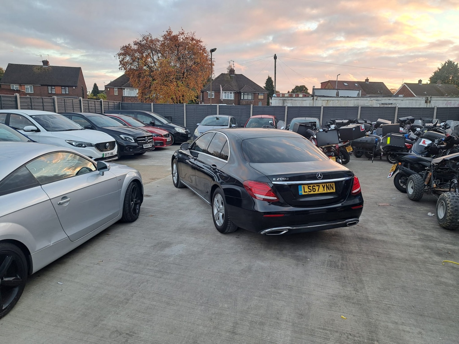 Used Mercedes-Benz E Class 2017 for sale - 76348702: Photo 20