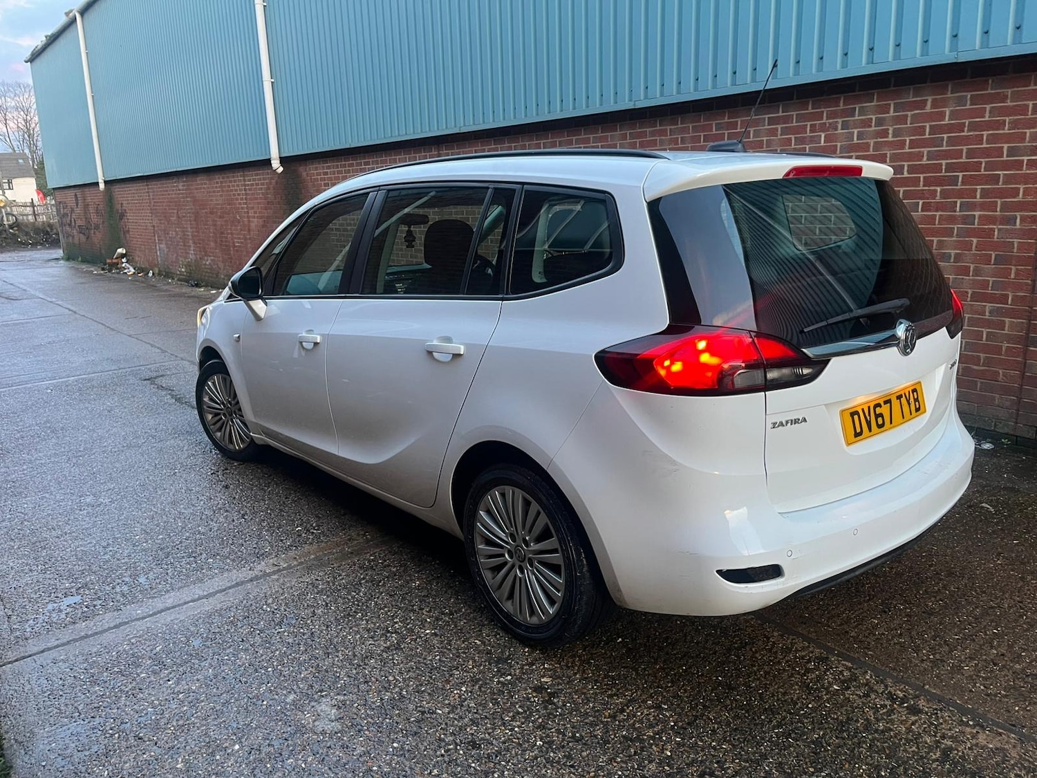 Used Vauxhall Zafira 2017 for sale - 77359322: Photo 8