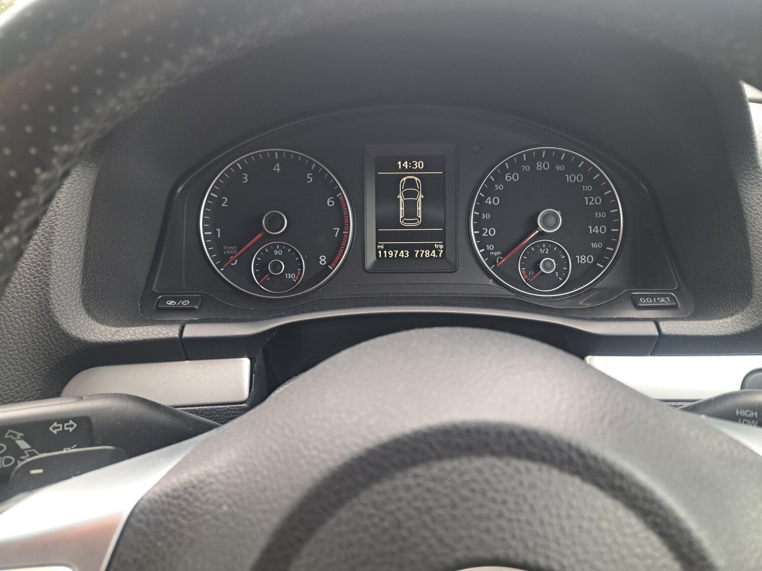 Used Volkswagen Scirocco 2013 for sale - 77896976: Photo 28