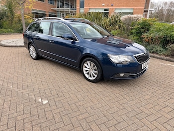 Used Skoda Superb 2015 for sale - 78098426: Photo