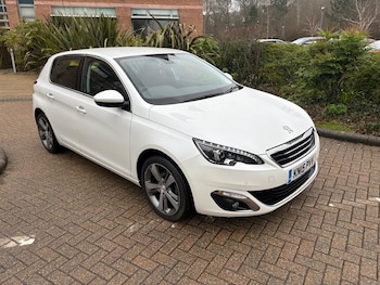 2015 (15) - 1.2 PureTech 130 Allure 5dr