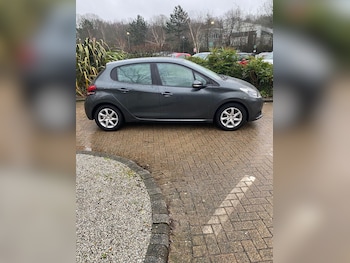 Used Peugeot 208 2017 for sale - 77276751: Photo