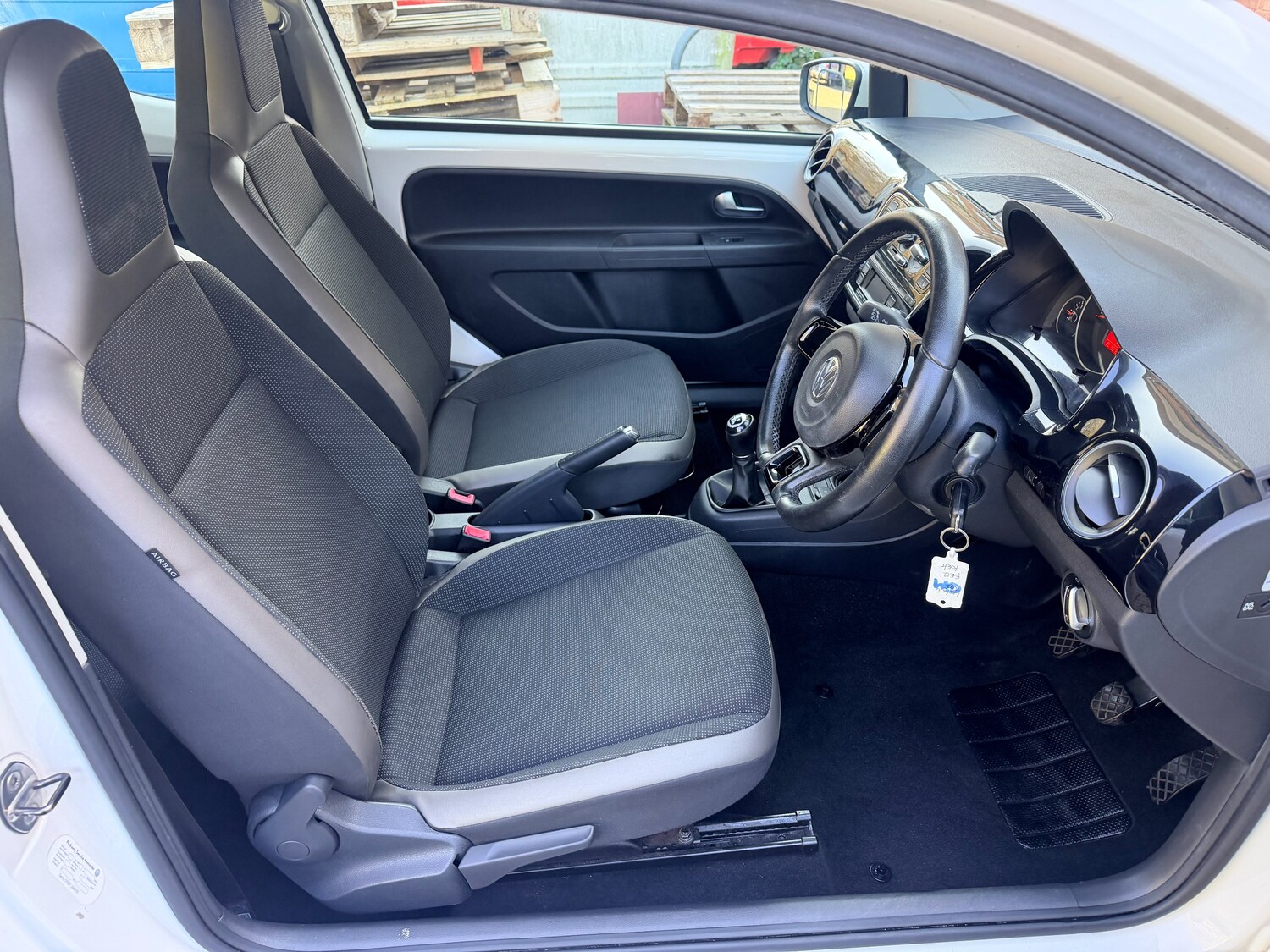 Used Volkswagen up! 2012 for sale - 77747374: Photo 15