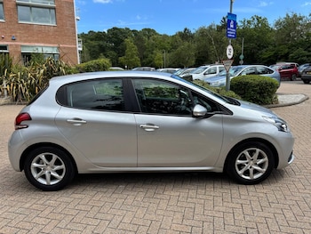 Used Peugeot 208 2016 for sale - 78820331: Photo
