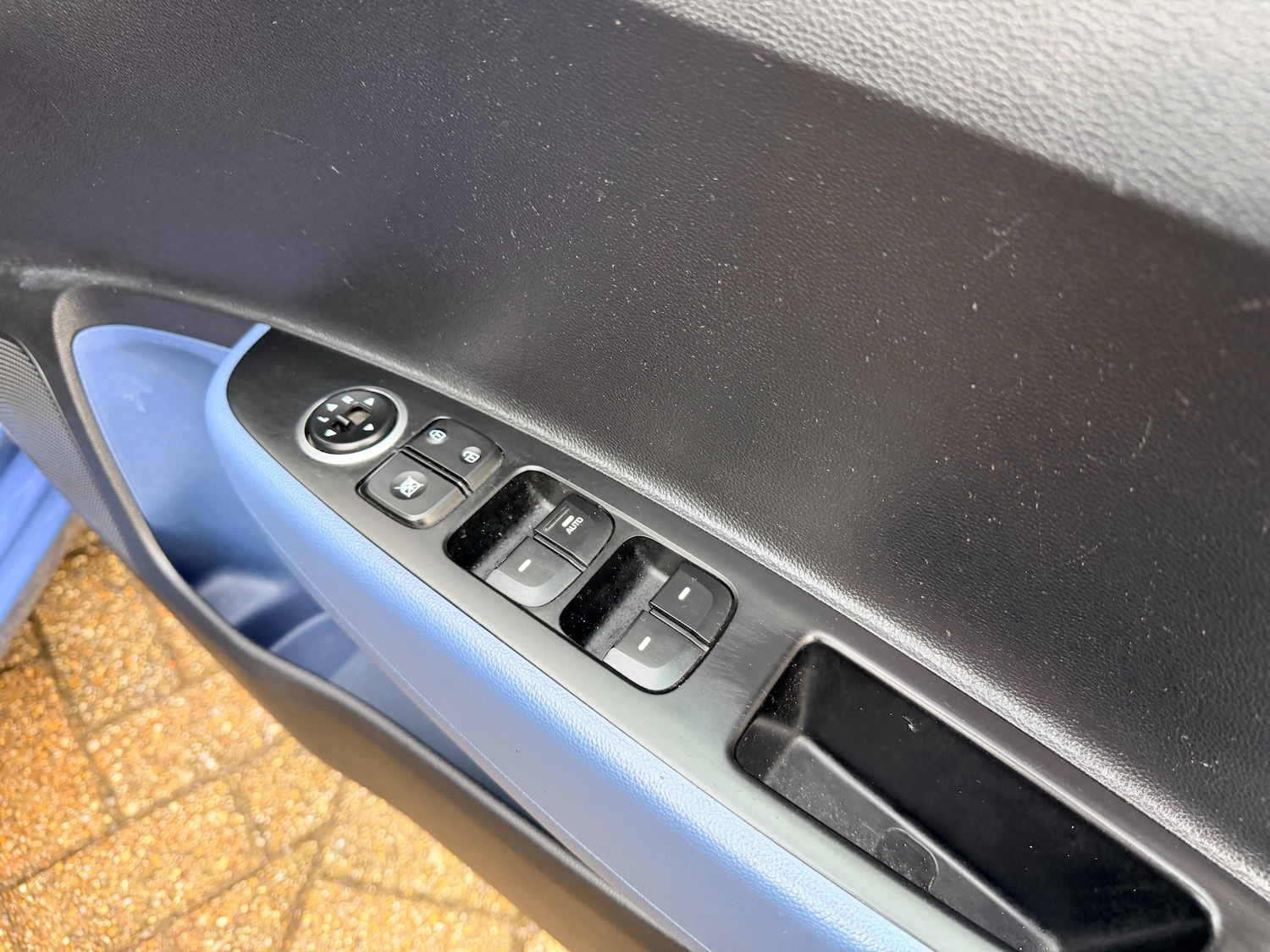 Used Hyundai i10 2015 for sale - 77546158: Photo 15