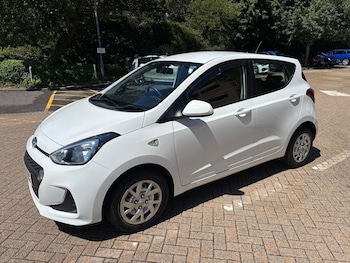 Used Hyundai i10 2018 for sale - 78852456: Photo