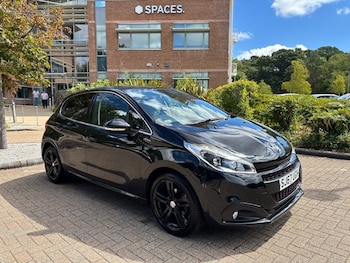Used Peugeot 208 2017 for sale - 79371632: Photo