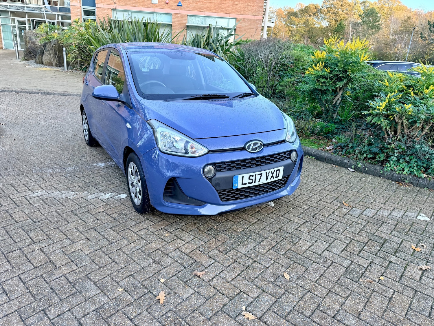 Used Hyundai i10 2017 for sale - 77124287: Photo 2