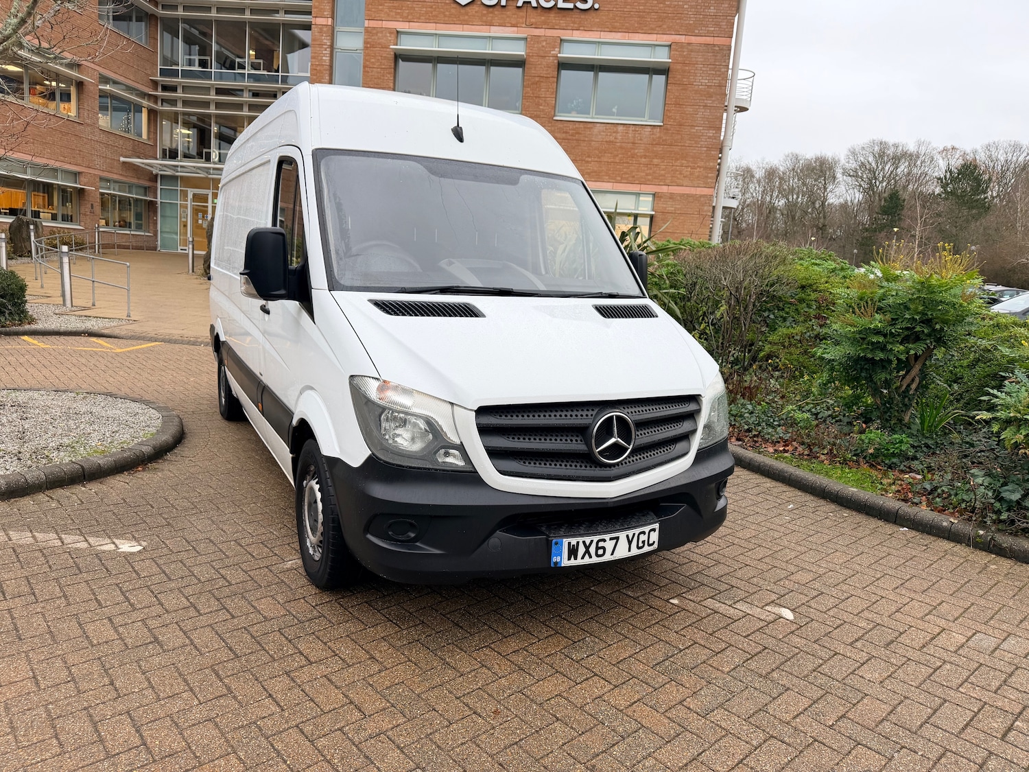 Used Mercedes-Benz Sprinter 2017 for sale - 77124317: Photo 2