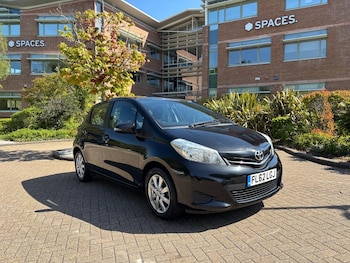 Used Toyota Yaris 2012 for sale - 78351521: Photo