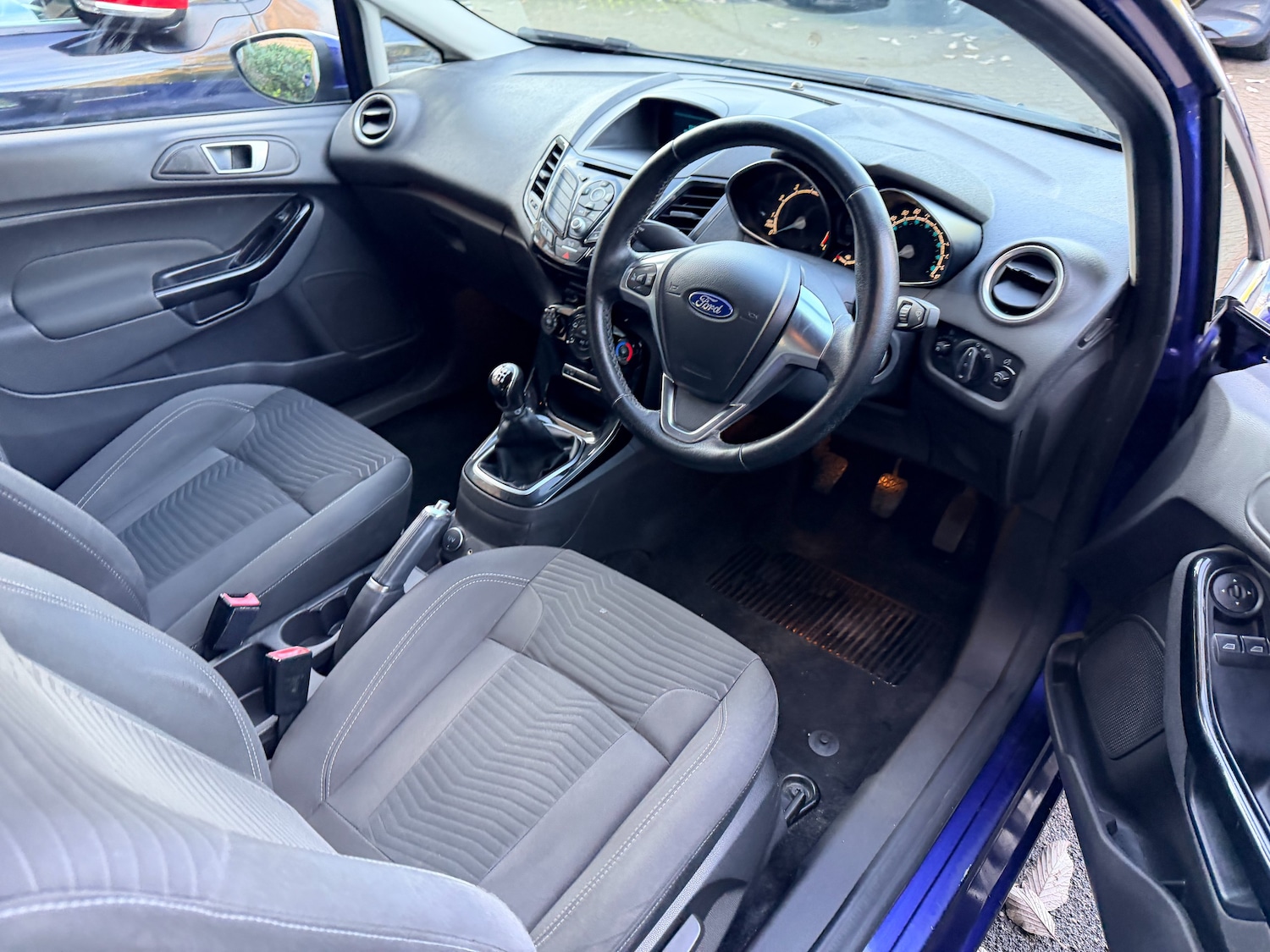 Used Ford Fiesta 2015 for sale - 77124283: Photo 12