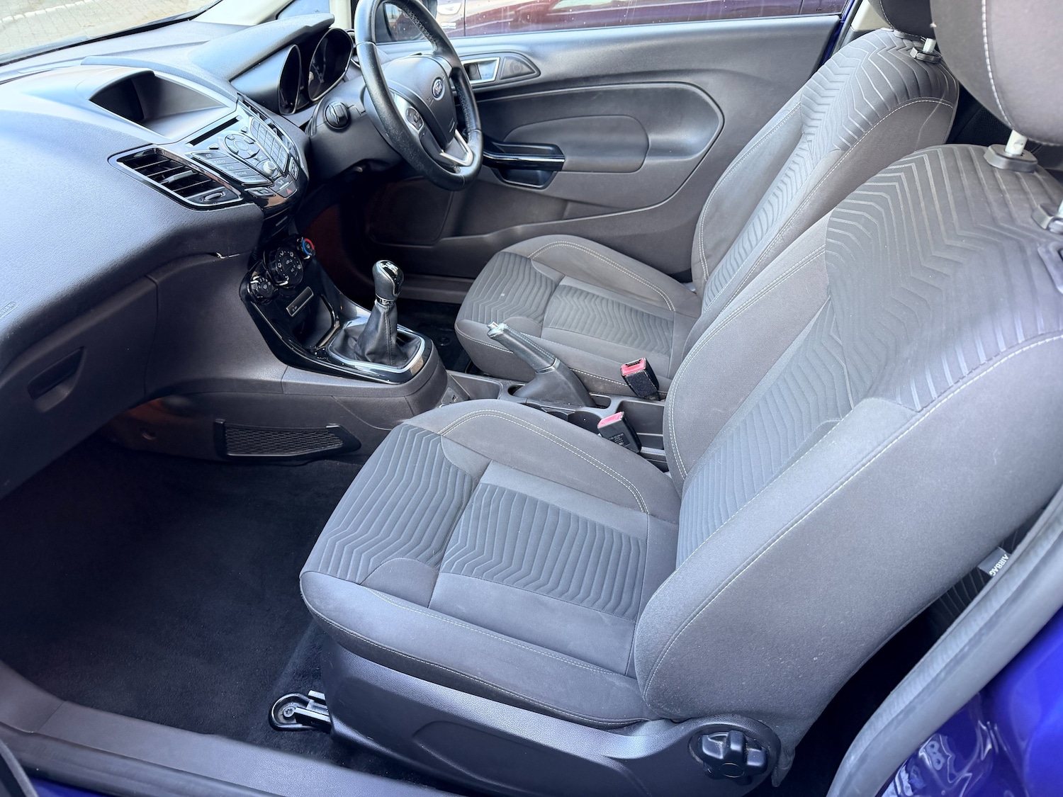 Used Ford Fiesta 2015 for sale - 77124283: Photo 9