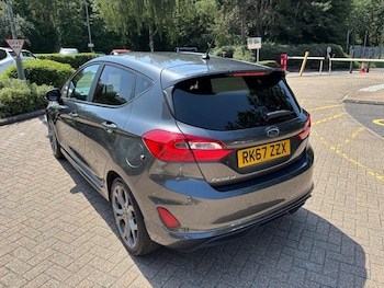 Used Ford Fiesta 2018 for sale - 78976200: Photo
