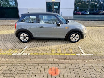 Used MINI Hatch 2017 for sale - 77124314: Photo