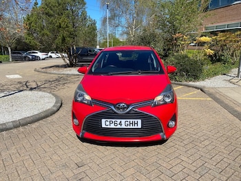 Used Toyota Yaris 2015 for sale - 77995220: Photo