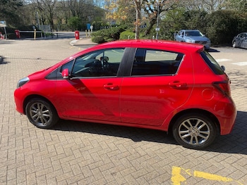 Used Toyota Yaris 2015 for sale - 77995220: Photo