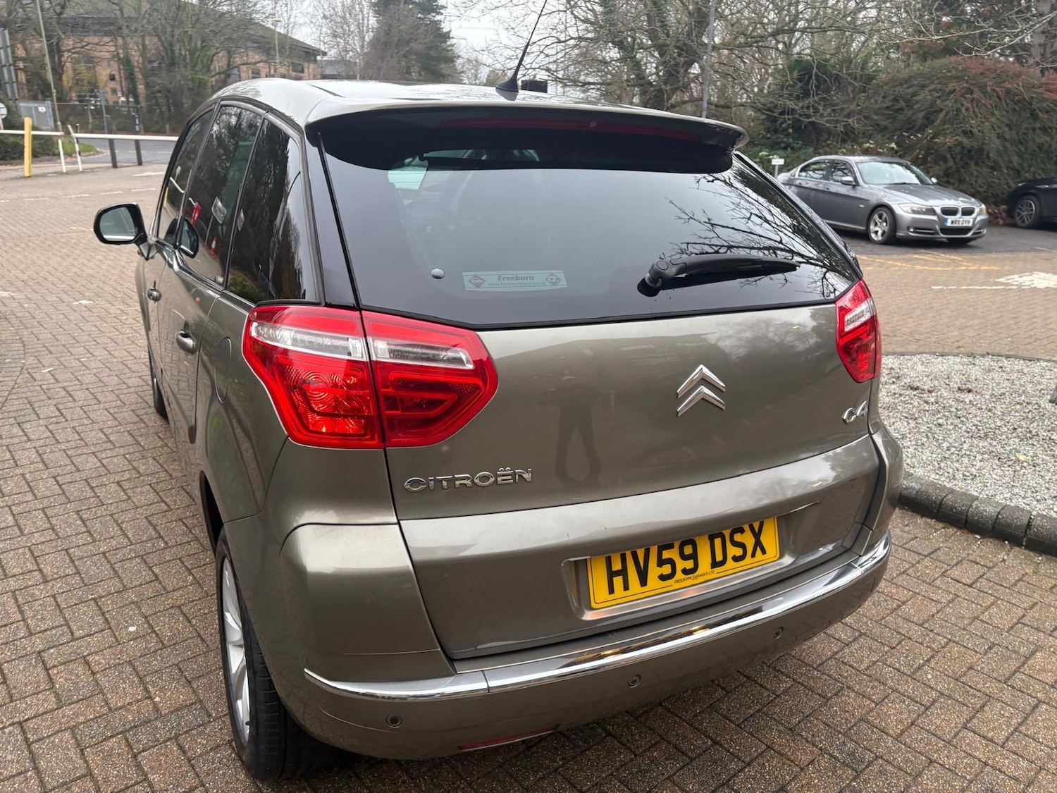 Used Citroen C4 Picasso 2009 for sale - 77499790: Photo 11