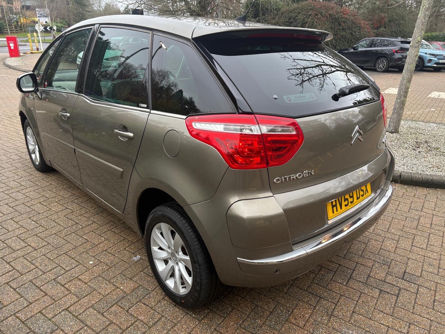 Used Citroen C4 Picasso 2009 for sale - 77499790: Photo 14