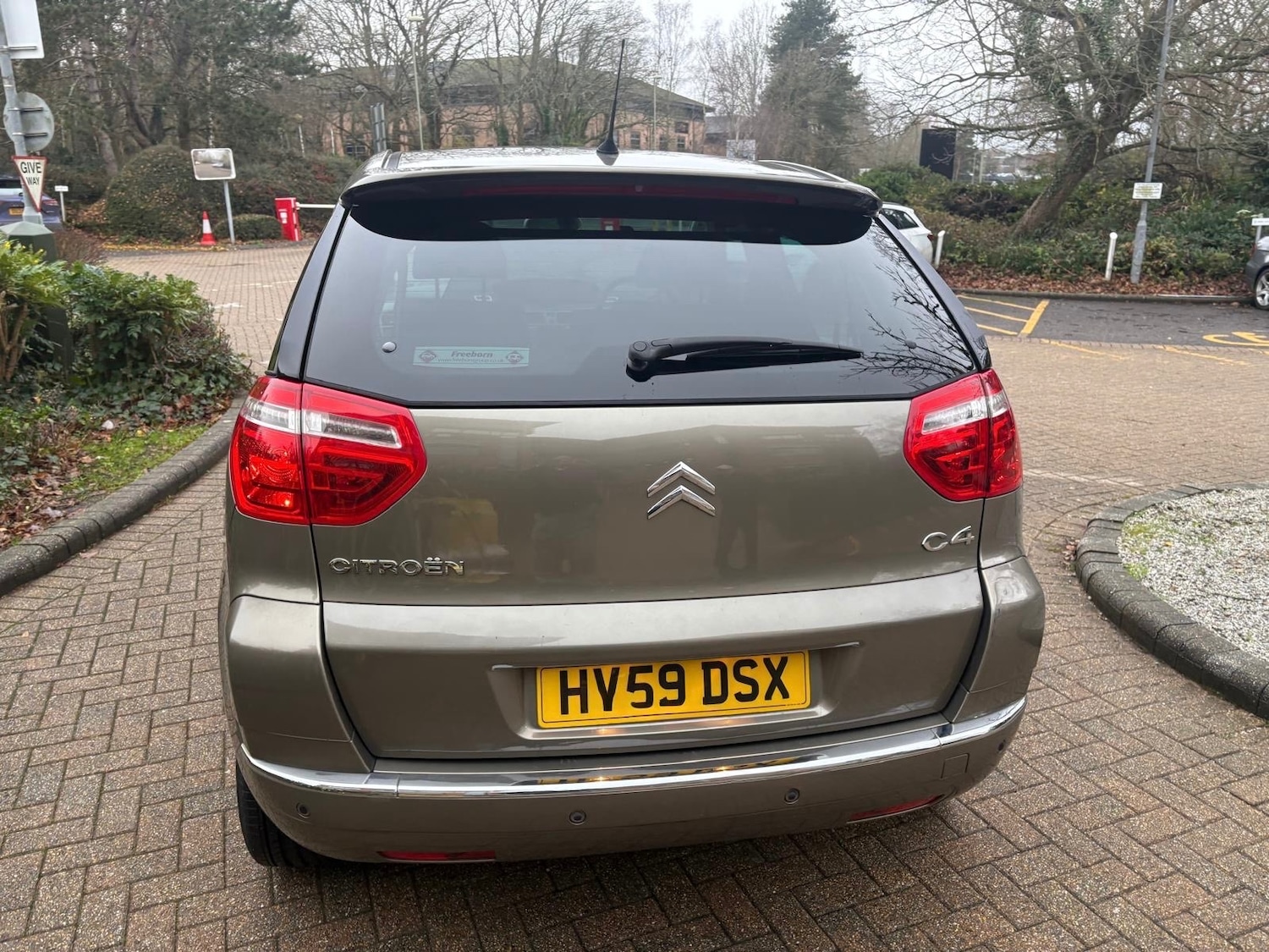 Used Citroen C4 Picasso 2009 for sale - 77499790: Photo 17