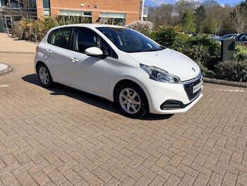 Used Peugeot 208 2016 for sale - 77995237: Photo