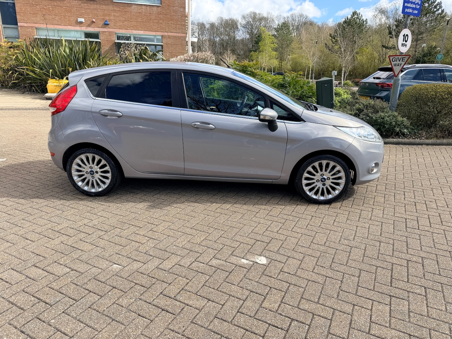 Used Ford Fiesta 2012 for sale - 78059920: Photo 5