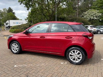 Used Hyundai i20 2017 for sale - 78584193: Photo