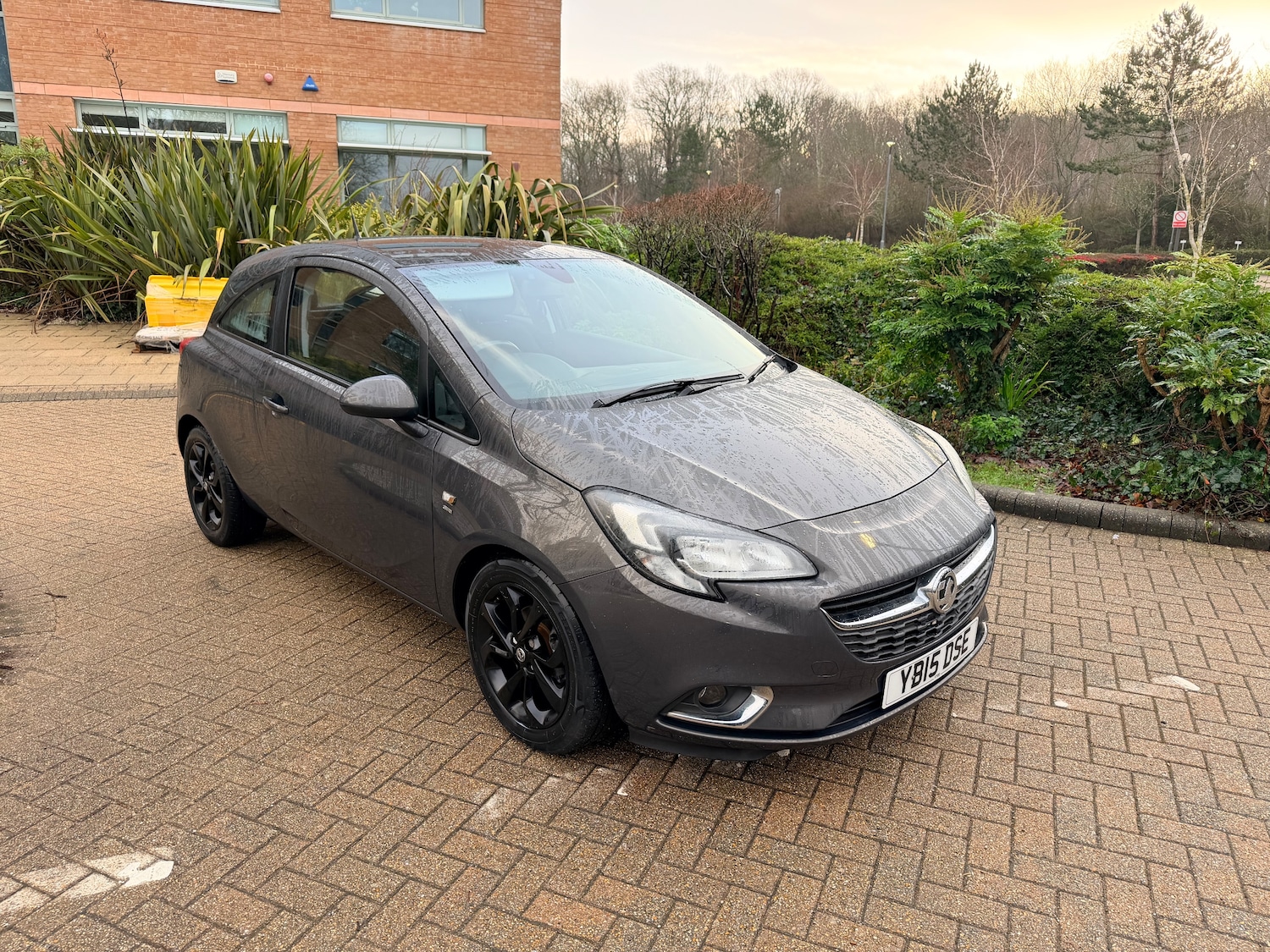 Used Vauxhall Corsa 2015 for sale - 77688209: Photo 2