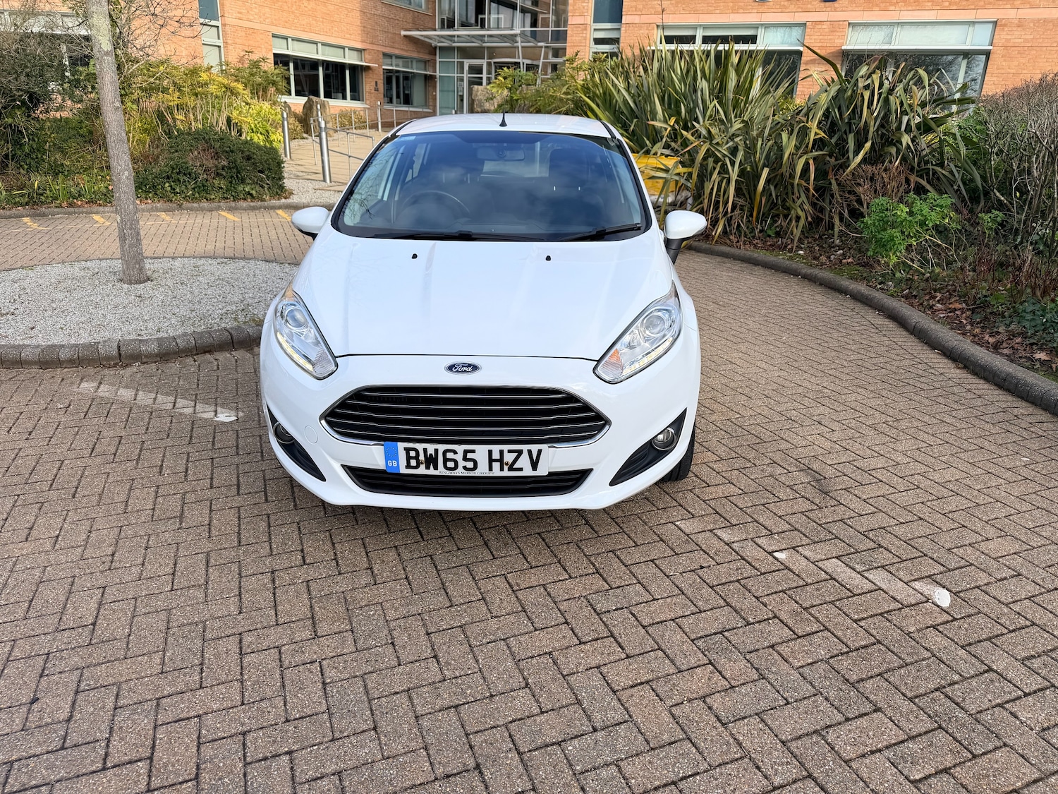 Used Ford Fiesta 2016 for sale - 77262845: Photo 2