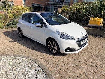 Used Peugeot 208 2018 for sale - 77679746: Photo