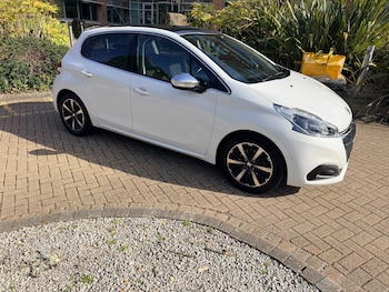 Used Peugeot 208 2018 for sale - 77679746: Photo