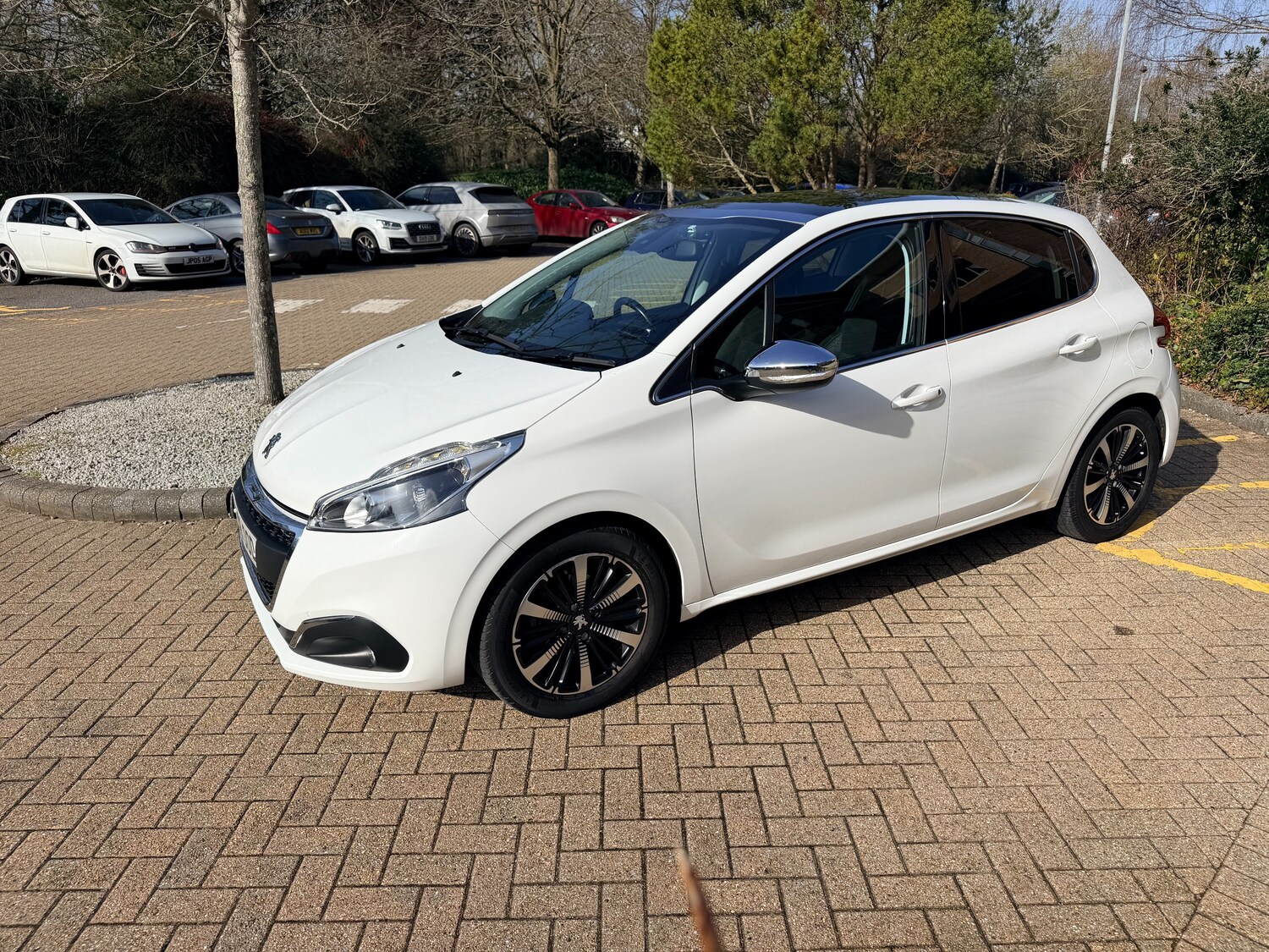 Used Peugeot 208 2018 for sale - 77679746: Photo 9