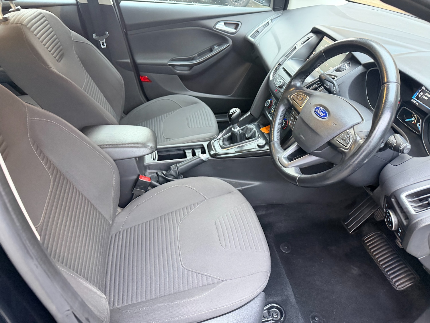 Used Ford Focus 2016 for sale - 77287350: Photo 23