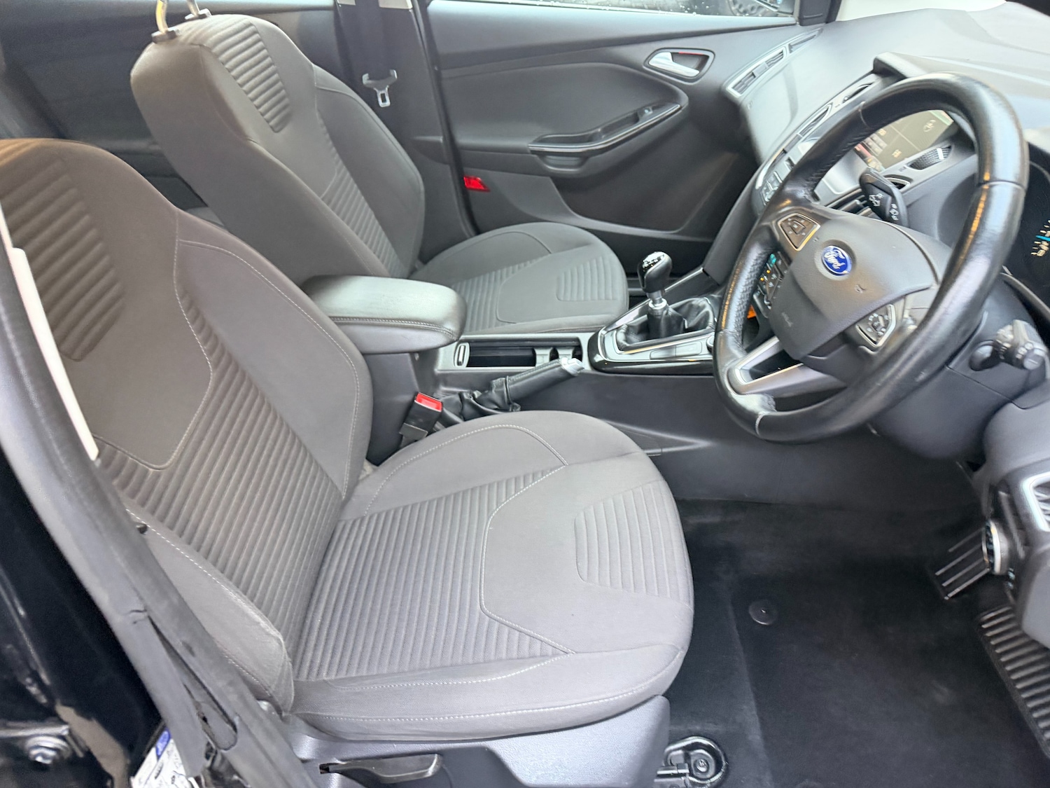 Used Ford Focus 2016 for sale - 77287350: Photo 24