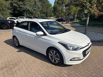 Used Hyundai i20 2015 for sale - 79289755: Photo