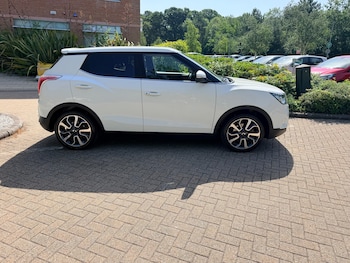 Used Ssangyong Tivoli 2017 for sale - 79005338: Photo