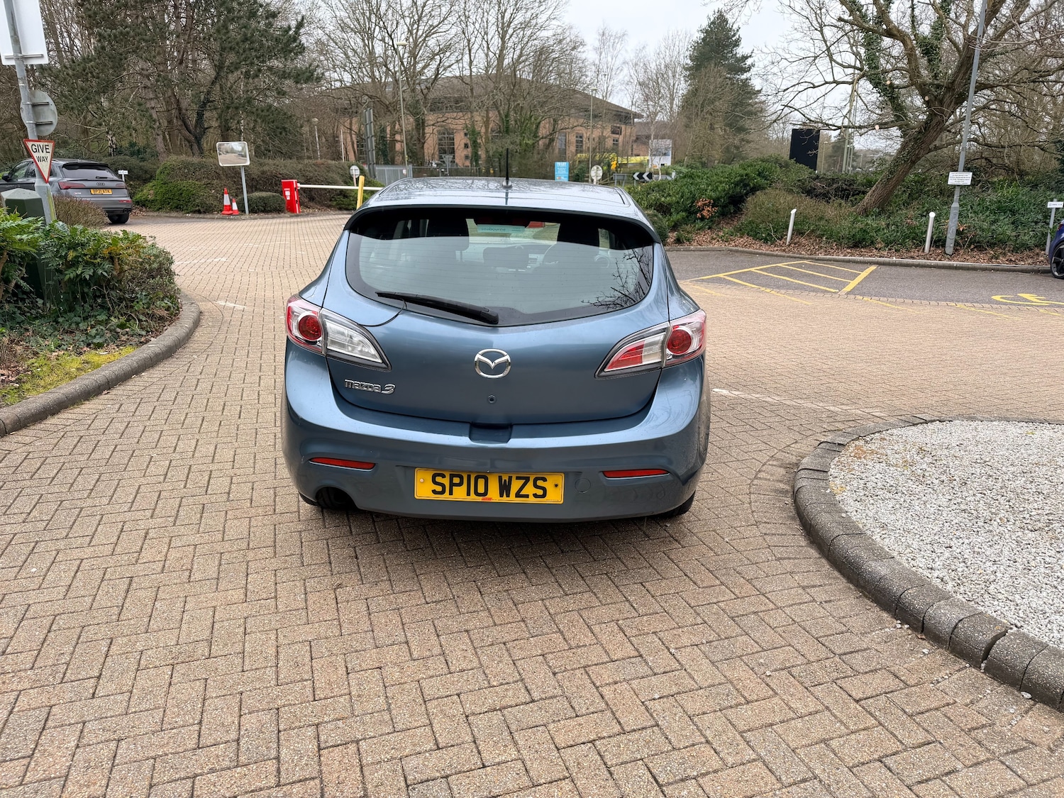 Used Mazda Mazda3 2010 for sale - 77849097: Photo 12