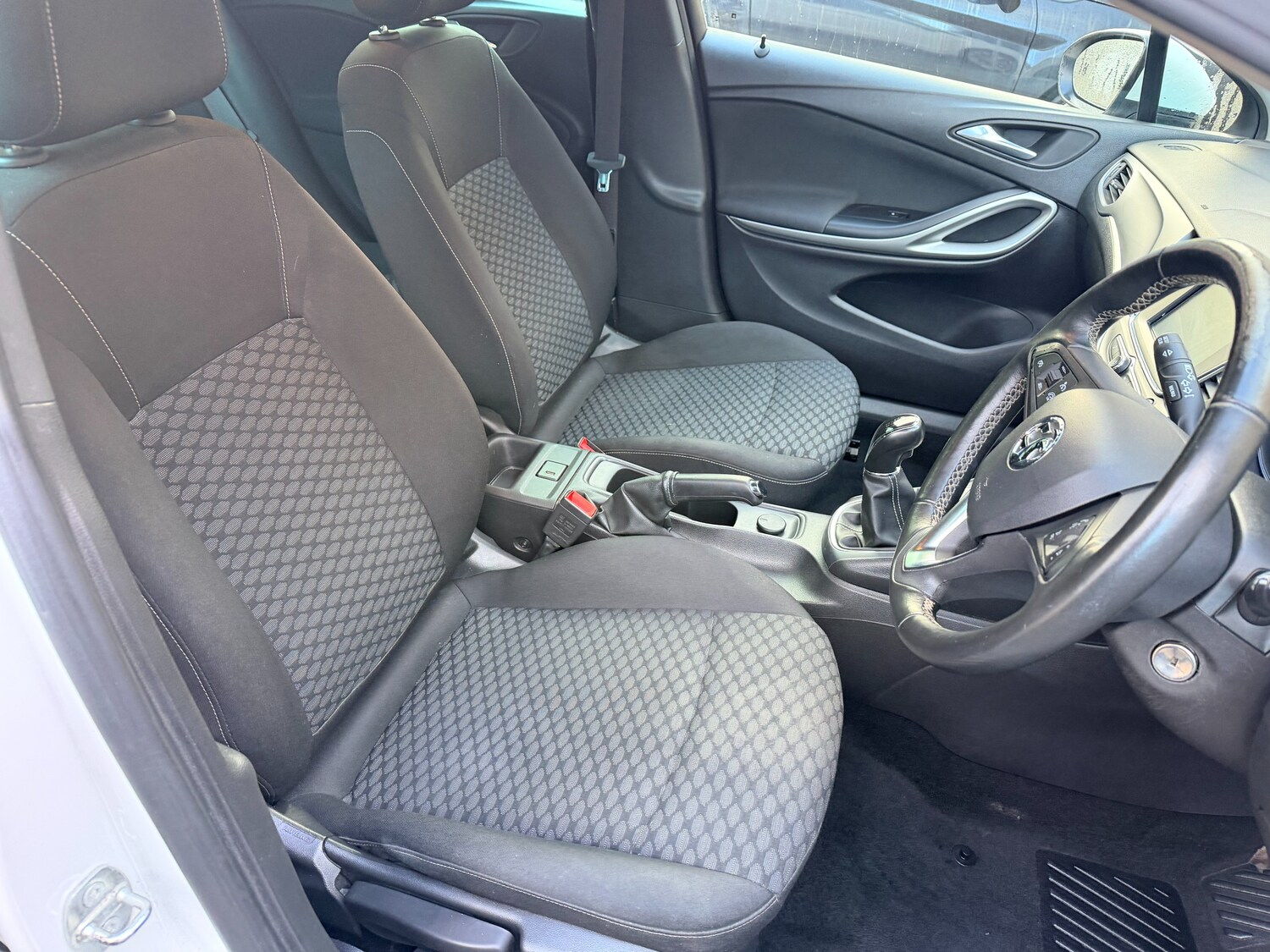 Used Vauxhall Astra 2018 for sale - 77431780: Photo 22